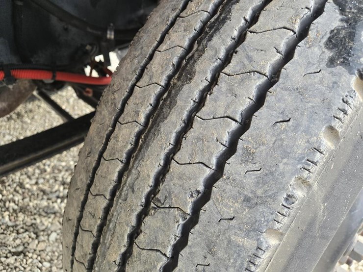 2015-ford-f650-image-44