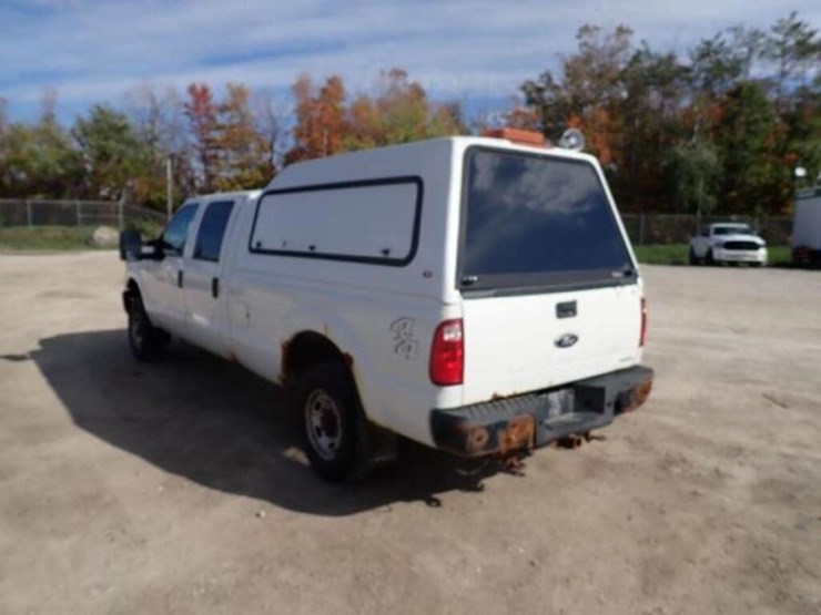 2012-ford-f250-xl-image-7