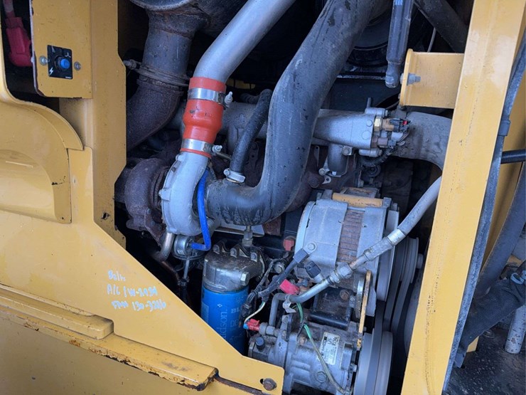 2006-caterpillar-930g-image-17