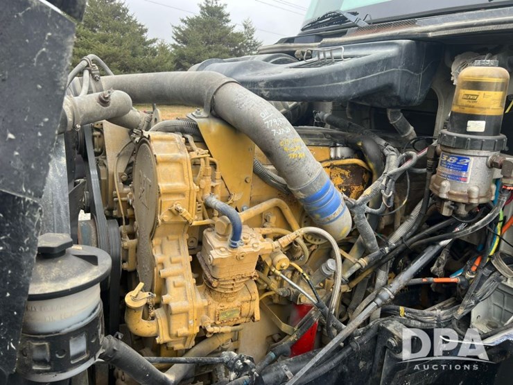 2006-international-9400-eagle-image-30