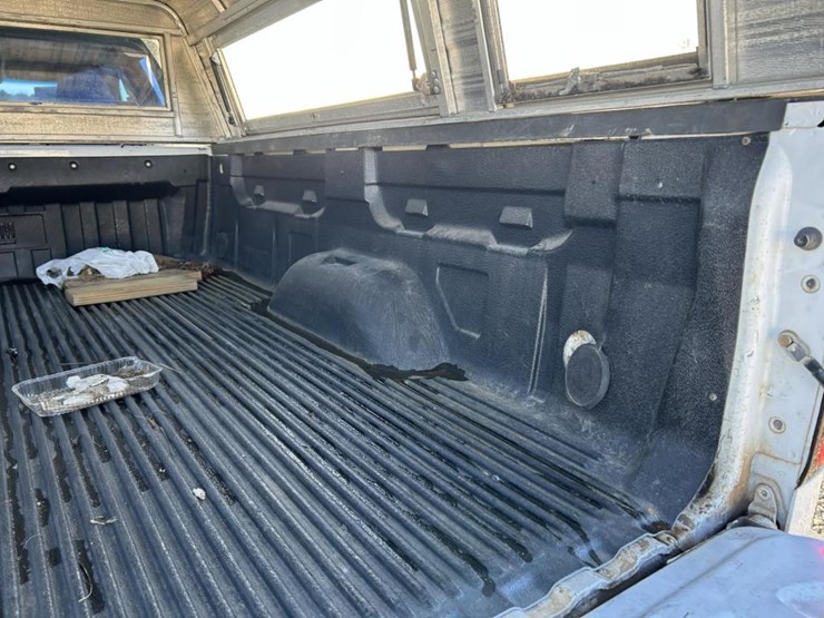 2015-chevrolet-silverado-2500hd-image-77