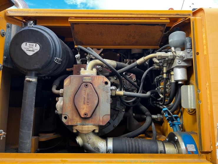 liebherr-a900c-image-20