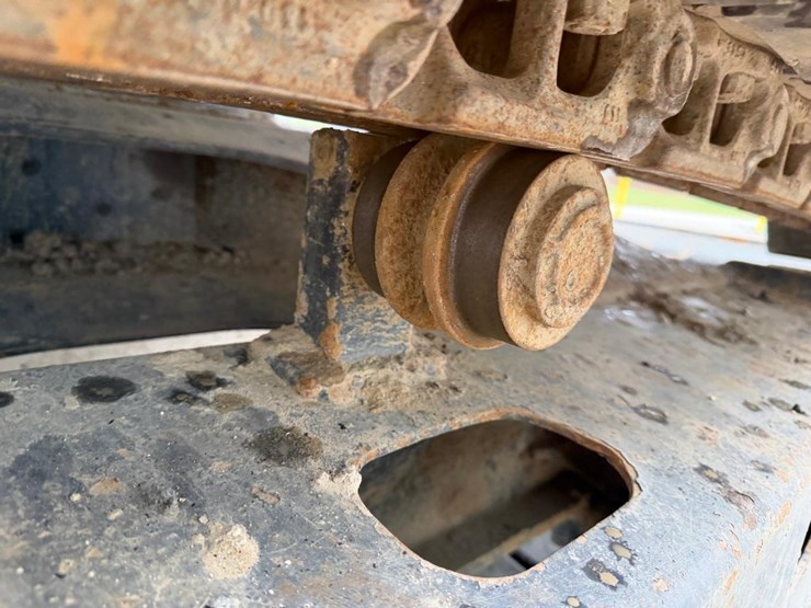 2018-deere-85g-image-28