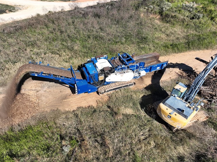 caterpillar-c32-image-1