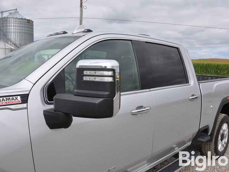 2022-gmc-sierra-2500-image-12