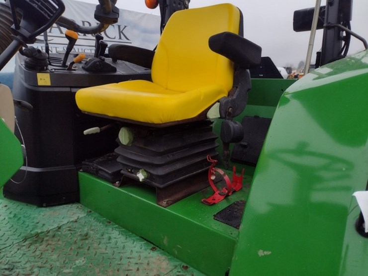 john-deere-6215-image-12