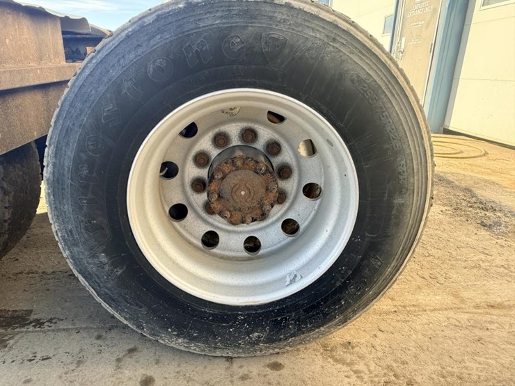 2017-international-prostar-image-31