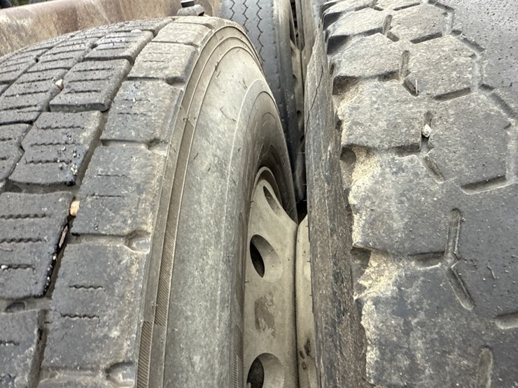 kenworth-t600-image-75