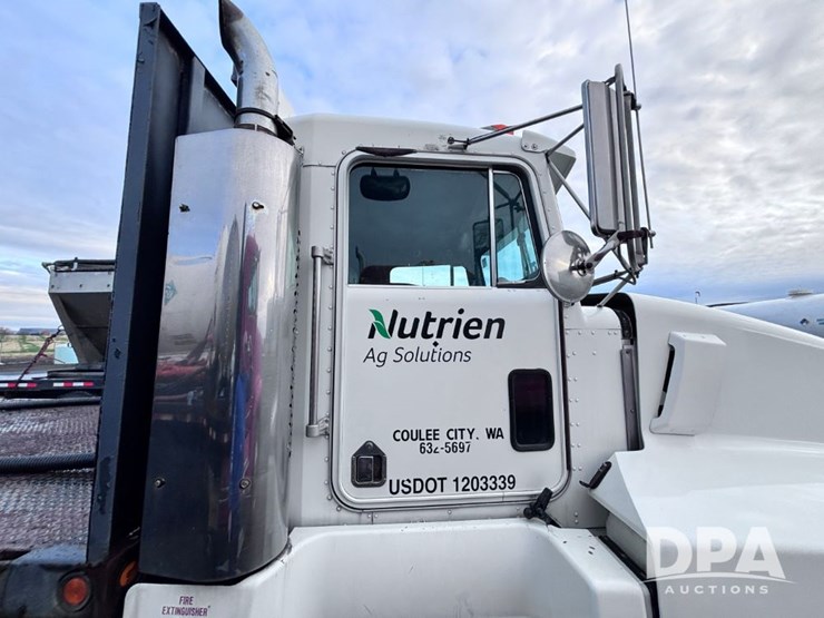 kenworth-t600a-image-44