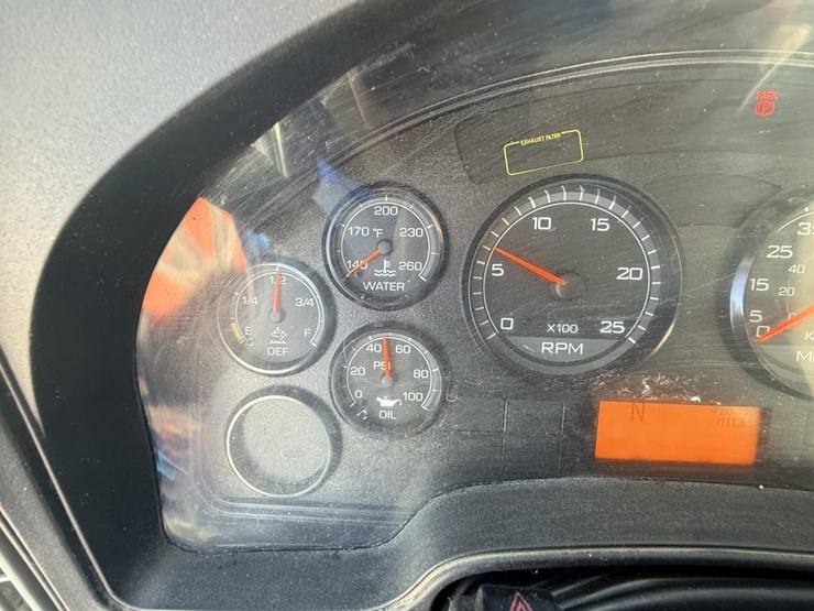 2017-international-prostar-image-68