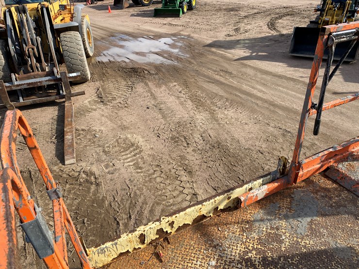 2017-jlg-4069le-image-21