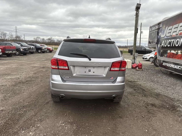 2016-dodge-journey-image-4