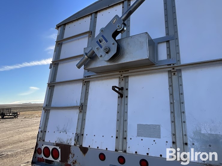 1989-merritt-82-1143-002-43’-t/a-grain-trailer-image-16