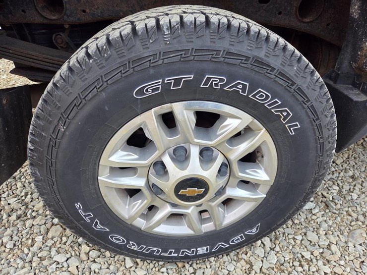 2015-chevrolet-silverado-2500hd-image-61