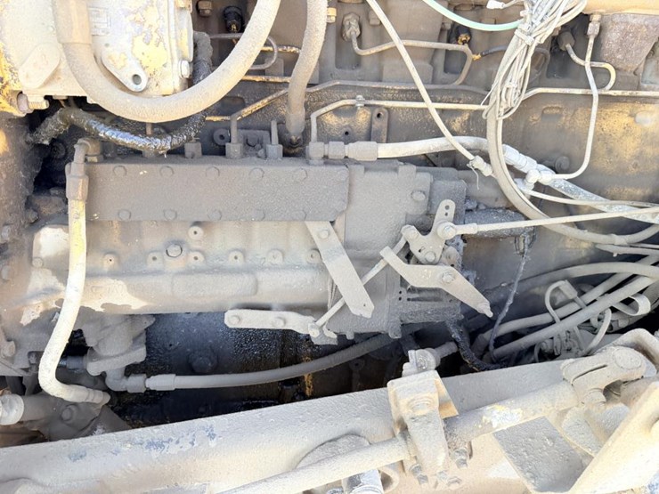 ford-ltl9000-image-39