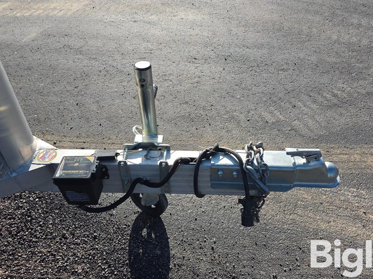 2014-aluma-ltd-ae718ta-t/a-enclosed-trailer-image-16