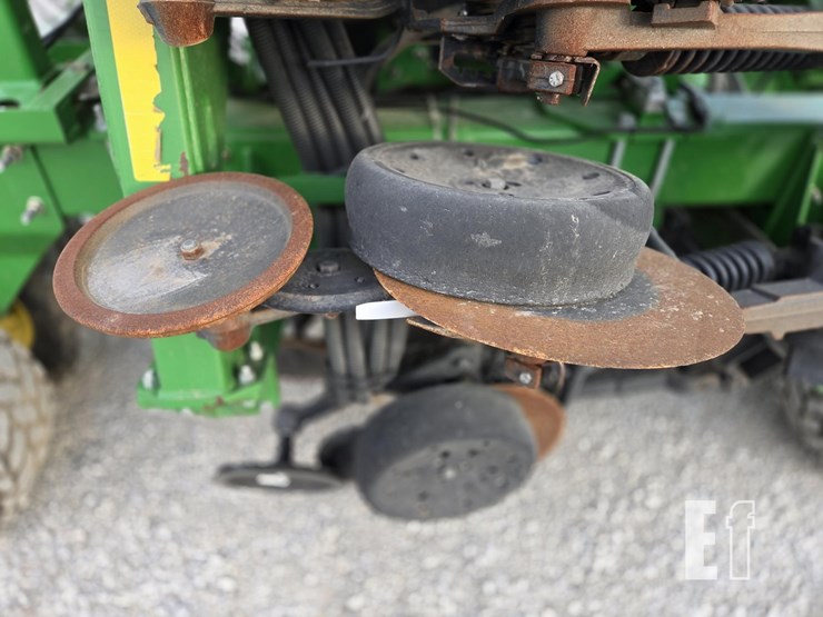 john-deere-1990ccs-image-24