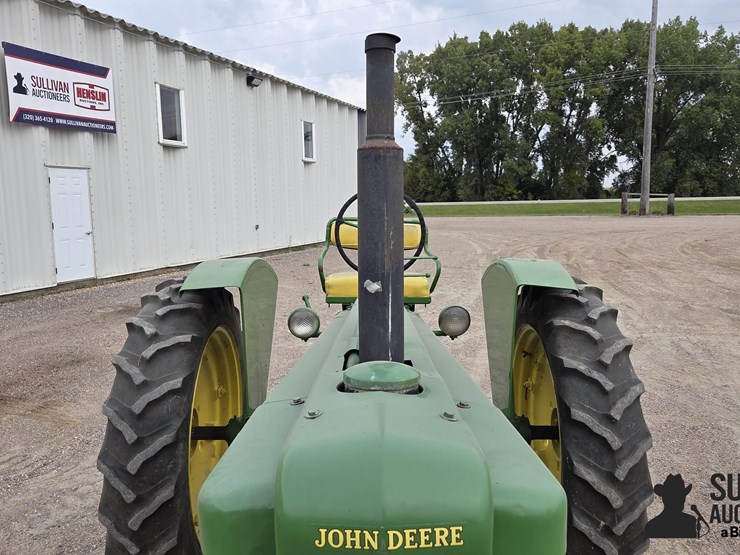 john-deere-b-image-19