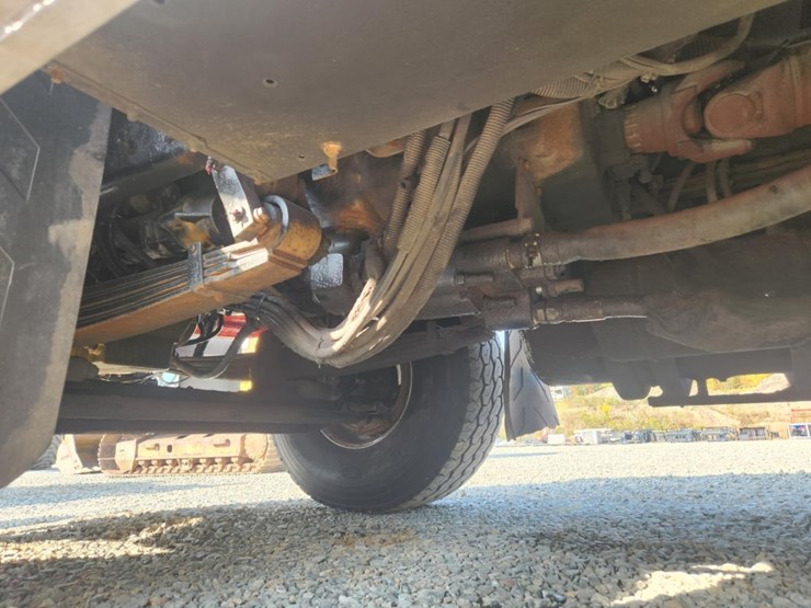 2002-kenworth-t800-image-30