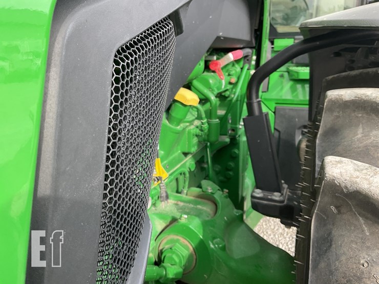 john-deere-8r-250-image-44