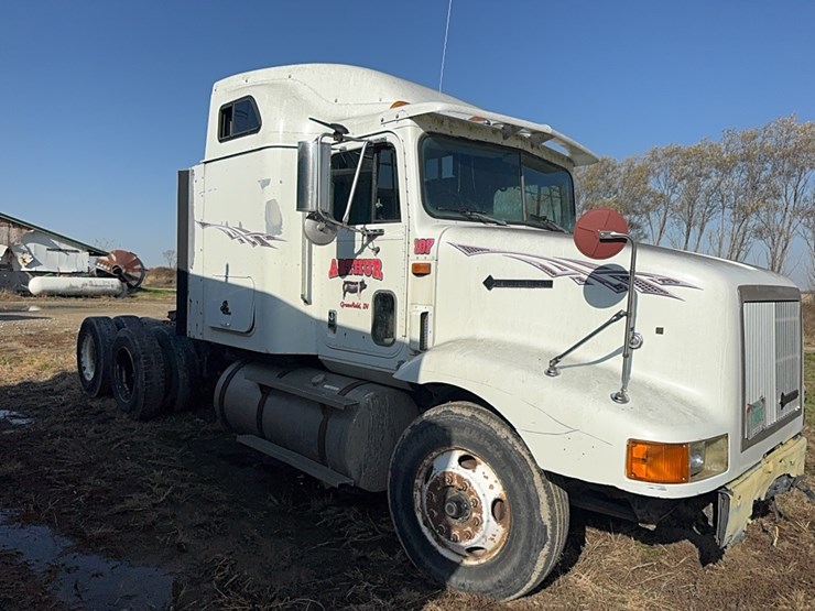 1997-international-9200-image-1