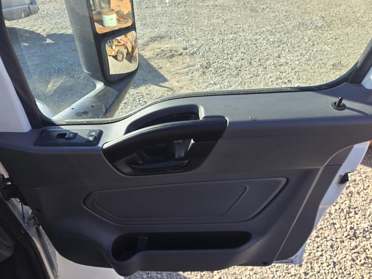 2022-international-mv607-image-47