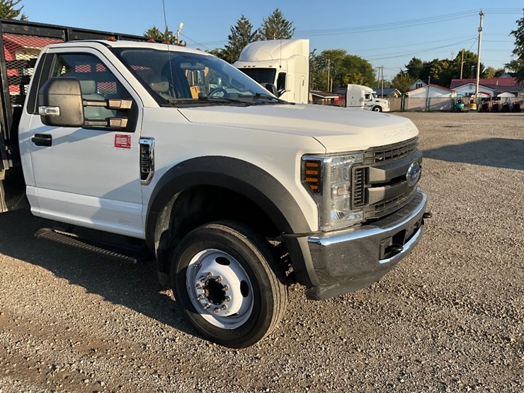 2019-ford-f550-image-7