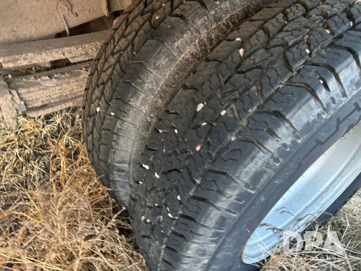 2009-chevrolet-3500hd-image-25