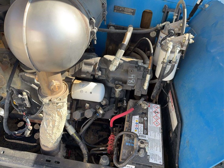 2017-genie-gth844-image-14