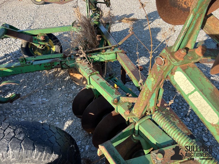 john-deere-18-image-15