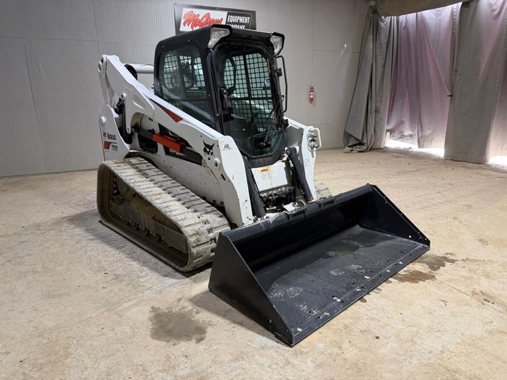 2022-bobcat-t740-image-7