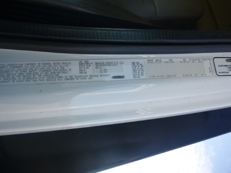 freightliner-m2-106-image-7