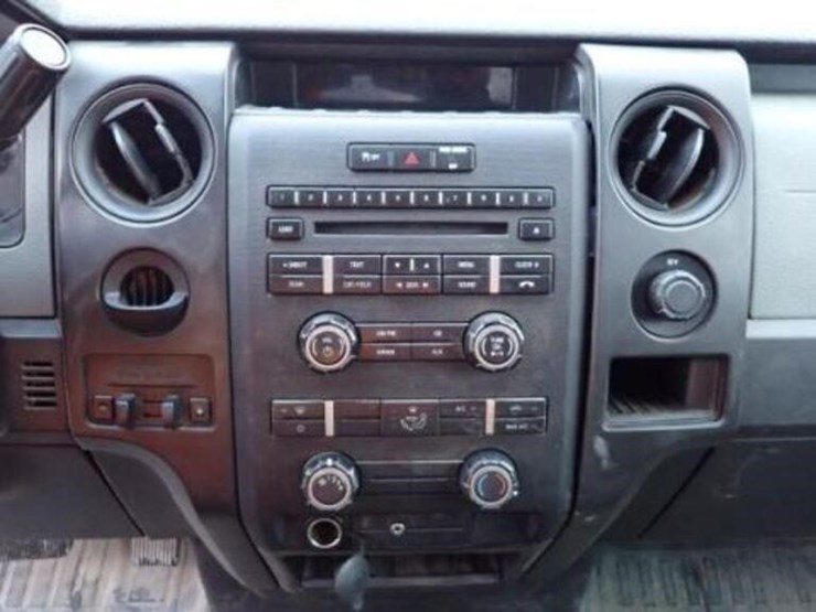 2014-ford-f150-xl-image-28