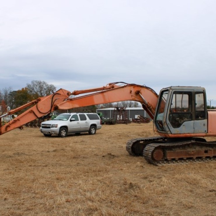 HITACHI EXCAVATOR 120 3 5342 HRS SN 12V42578 24' BOOM WITH WAIN ROY DIGGING