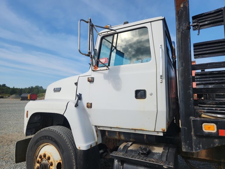 ford-ln8000-image-10