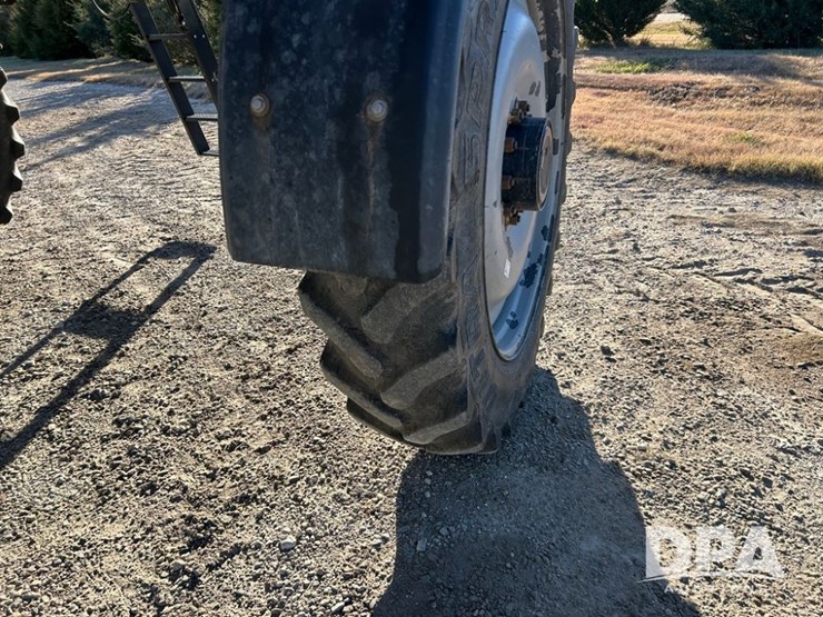 case-ih-patriot-4440-image-24