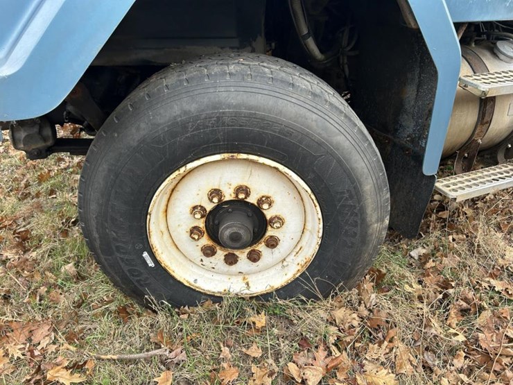 #1427-•-1989-autocar-flatbed-truck-image-54