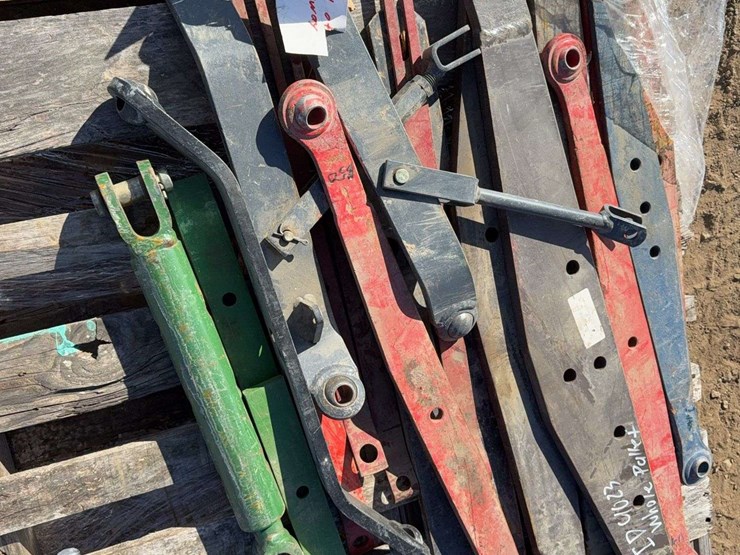 pallet-of-3pt-sway-arms-image-5