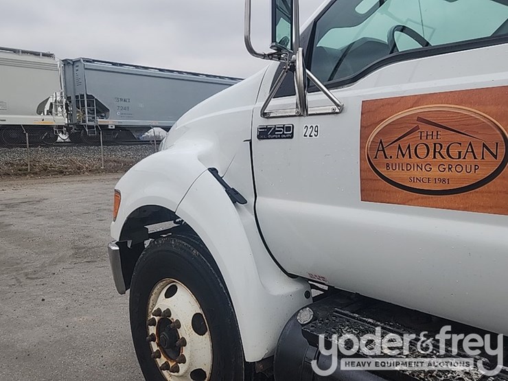 ford-f750-xl-image-13