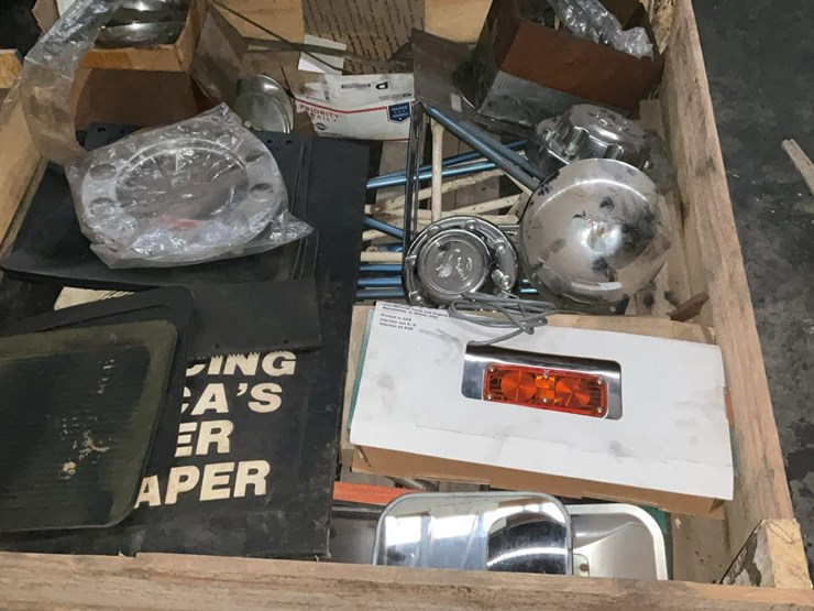 #567-•-dodge-bison-truck-parts-image-3