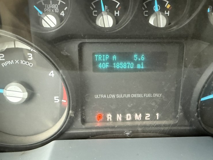 2012-ford-f550-image-38