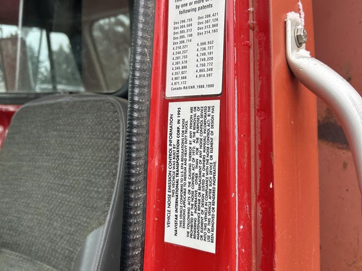 1995-international-4900-image-24