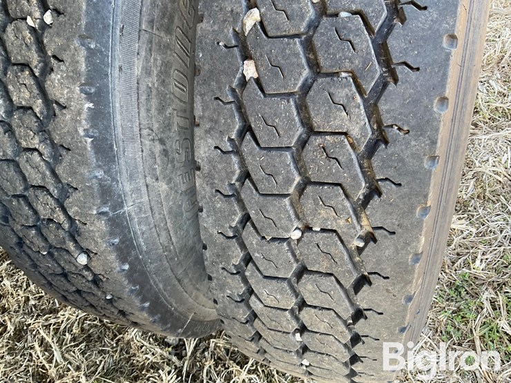 freightliner-fld120-image-16