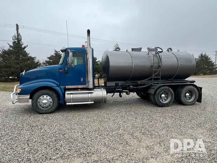 2006-international-9400-eagle-image-3