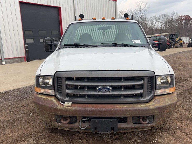 2004-ford-f350-image-16
