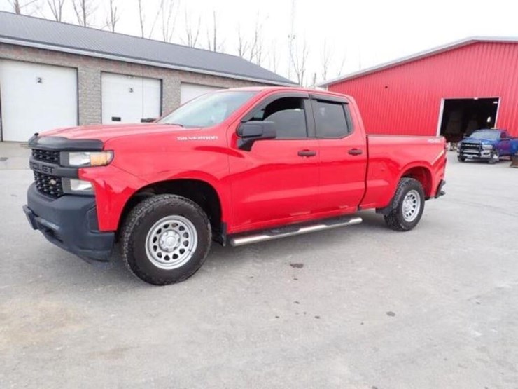 chevrolet-silverado-1500-image-1