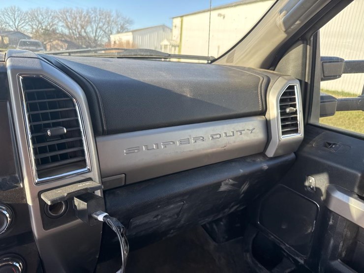 2018-ford-f450-image-36