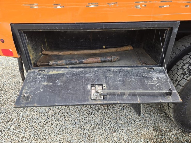 2015-ford-f650-image-20