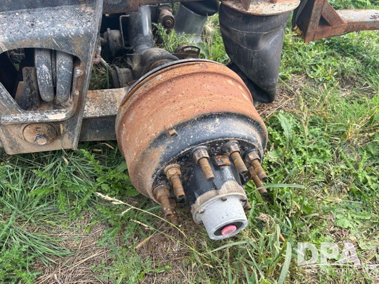 freightliner-114sd-image-45