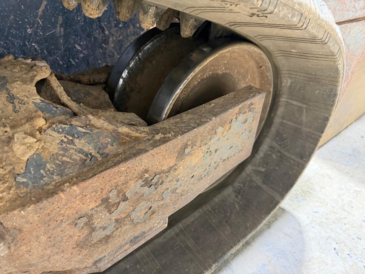 2022-bobcat-t76-image-21